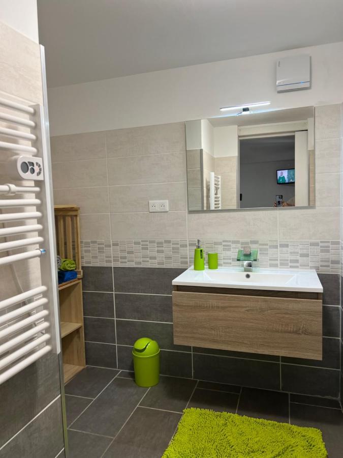Tres Bel Appartement Bleu Montclar  Extérieur photo